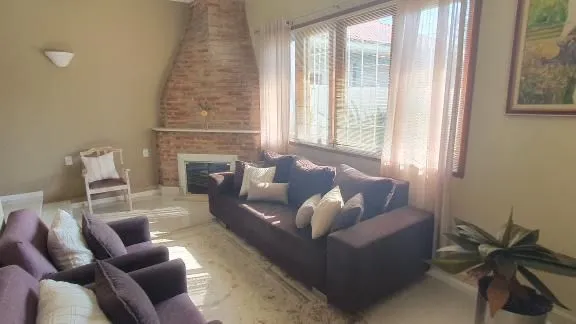 Foto 10 de 20 — Linda Casa a Venda no Centro de Guaíba