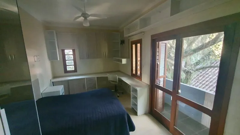 Foto 18 de 20 — Linda Casa a Venda no Centro de Guaíba